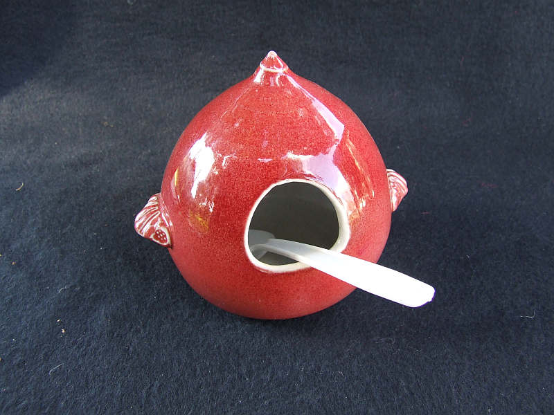 Sugar pot and
              spoon